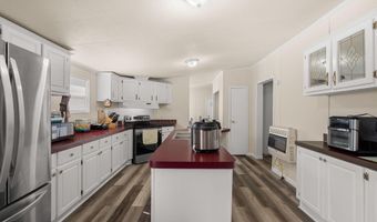 73 Mcleod Ln, Bassfield, MS 39421