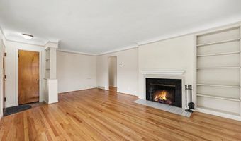 1597 Greenview Dr, Ann Arbor, MI 48103