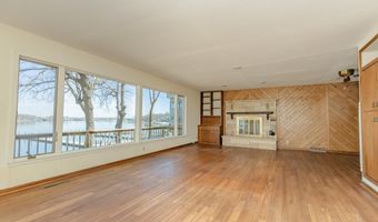 164 Park Pl, Arnolds Park, IA 51331