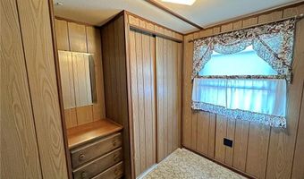 25 East Dr, East Providence, RI 02916