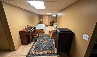 16 HIGHLAND Dr, Albion, PA 16401