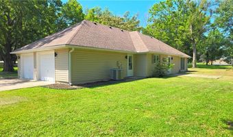 209 S KENTUCKY St, Adrian, MO 64720