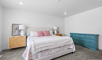 447 Sydney, Ammon, ID 83401