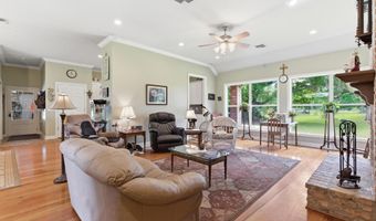 776 Sand Pit Rd, Arnaudville, LA 70512
