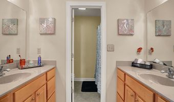 7603 Shannon Lakes Way, Indianapolis, IN 46217