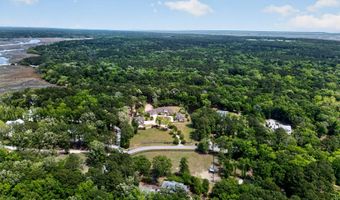 1484 Old Rosebud Trl, Awendaw, SC 29429