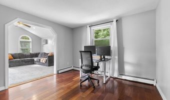 49 Baldwin Rd, Billerica, MA 01821