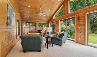 27 CARIBOU Ct, Appleton, WI 54911