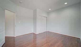 43320 BARNSTEAD Dr, Ashburn, VA 20148