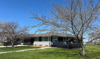 221 1st E St, Bottineau, ND 58318