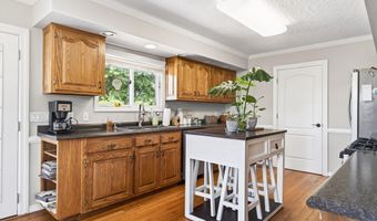 4015 Baxter Rd, Baxter, TN 38544