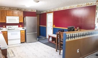 2322 New Milford Rd, Atwater, OH 44201