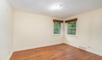 1027 W Superior St, Alma, MI 48801