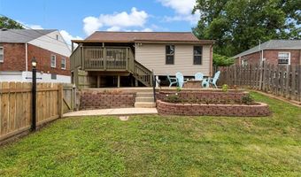 7258 Mackenzie Rd, Affton, MO 63123