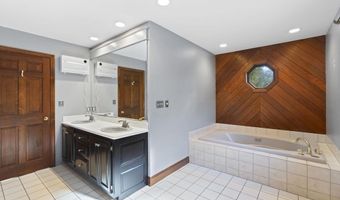 152 Coburn Rd, Berlin, MA 01503