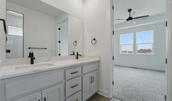 1432 N 162nd Ter, Basehor, KS 66007