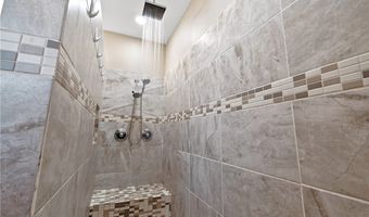 3 Ettington Dr, Bella Vista, AR 72714