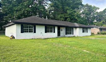 2701 Lynwood Dr, Arkadelphia, AR 71923