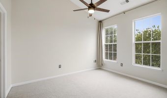 801 S GREENBRIER St 412, Arlington, VA 22204