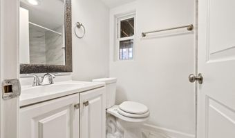 329 18TH Pl NE, Washington, DC 20002