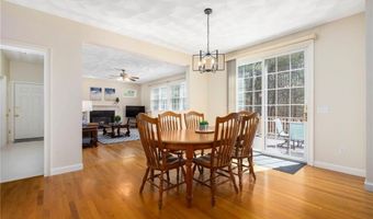 294 Sylvan Ct, North Kingstown, RI 02874