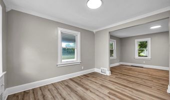 825 Dan St, Akron, OH 44310