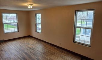 406 14th St SE, Austin, MN 55912
