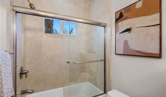 210 N Stage Coach Ln, Fallbrook, CA 92028