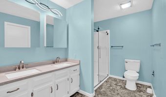 500 GreenTree Dr 11, Bedford, IN 47421