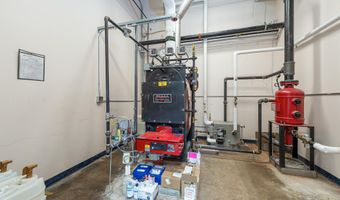 1110 Minot Ave, Auburn, ME 04210