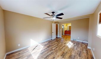 705 Glenview Dr, Albert Lea, MN 56007