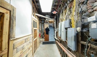350 River St, Woonsocket, RI 02895