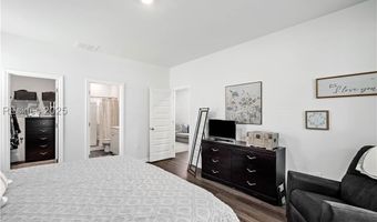 60 Backwater St, Port Royal, SC 29006