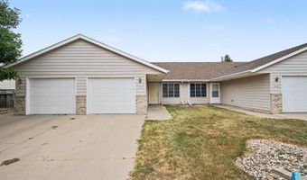 412 N 9th Ave, Brandon, SD 57005