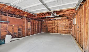 9885 Hubert Ave, Allen Park, MI 48101