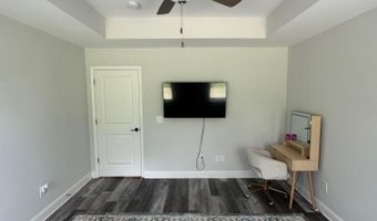 711 Burbrook Ln, Boiling Springs, SC 29316