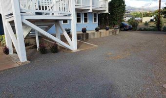 215 Aahi Pl, Kaunakakai, HI 96748