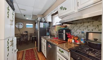 41 Chestnut St, Amsterdam, NY 12010
