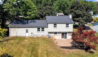 1055 Thomas Dr, Ashland, OH 44805