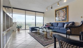 3701 N Country Club Dr 606, Aventura, FL 33180