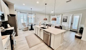 210 LATITUDE Pl, Apollo Beach, FL 33572