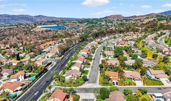 6701 E Leafwood Dr, Anaheim, CA 92807