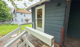 987 Boone St, Akron, OH 44306