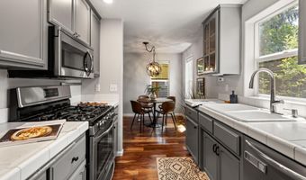 276 Palm Ave, Ashland, OR 97520