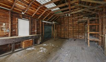34-36 Crandall St, Adams, MA 01220