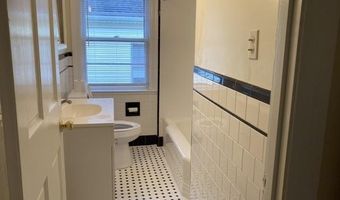 285 Knollwood Ave, Cranston, RI 02910