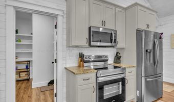 1255 LEGENDARY Pkwy, Arley, AL 35541