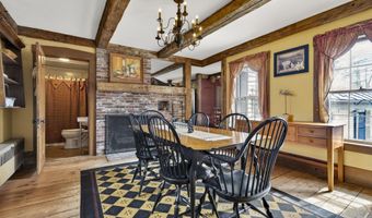 37 High St, Bradford, NH 03221