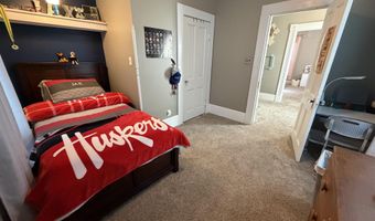 1004 15th St, Aurora, NE 68818