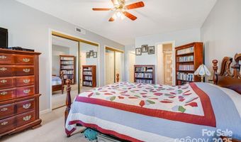 2904 Sagamore Ln, Asheville, NC 28806